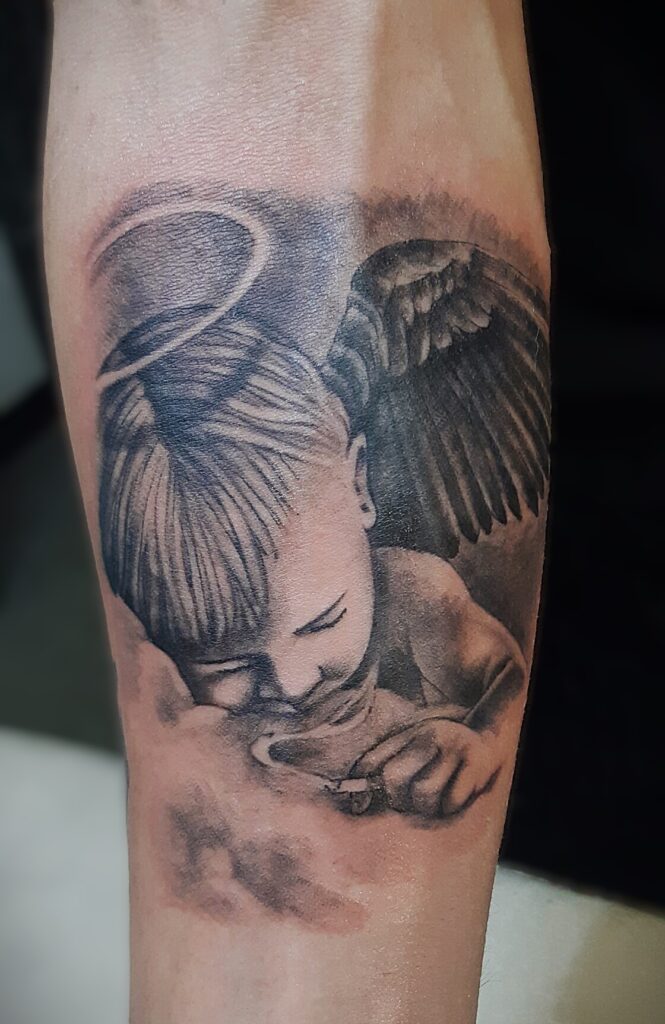 Tattoo Realistico Angelo Bambino Cherubino